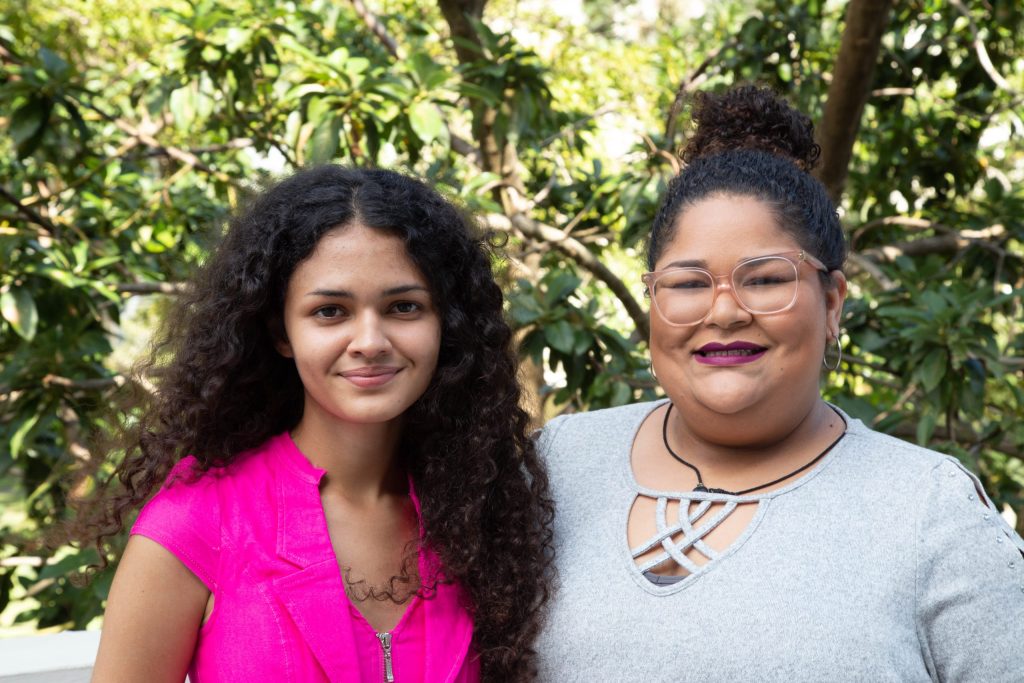 En la foto Estefania Cortes y Jeileen Luciano