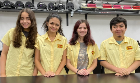 Estudiantes de la Escuela Secundaria de la Universidad de Puerto Rico ganan la competencia NASA TechRise 