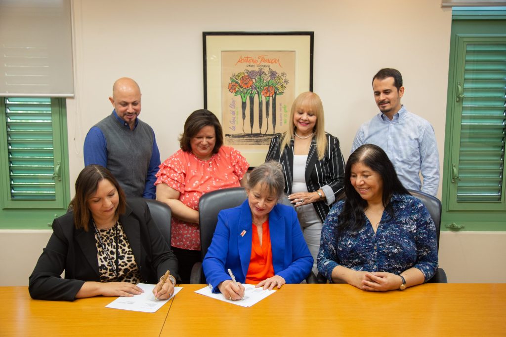 Foto de la firma de acuerdo con OSHA