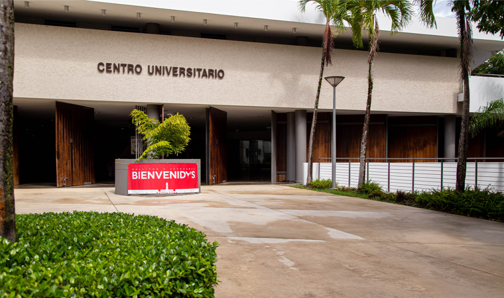 Fachada del Centro Universitario