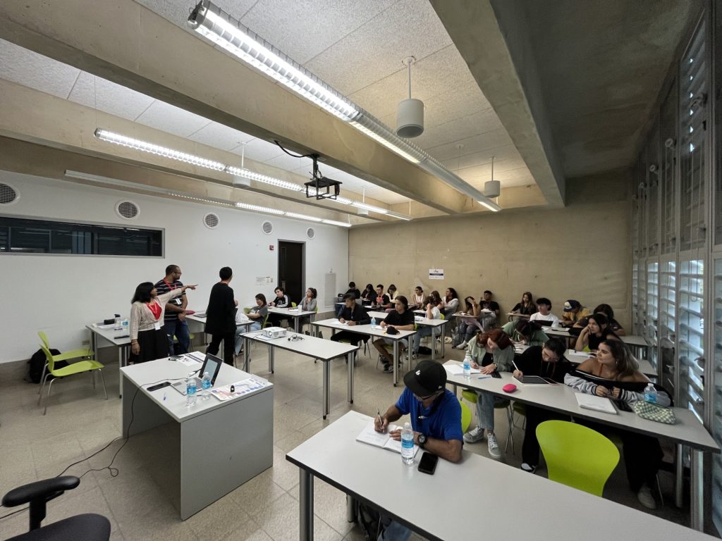 Grupo de estudiantes del Instituto de Verano