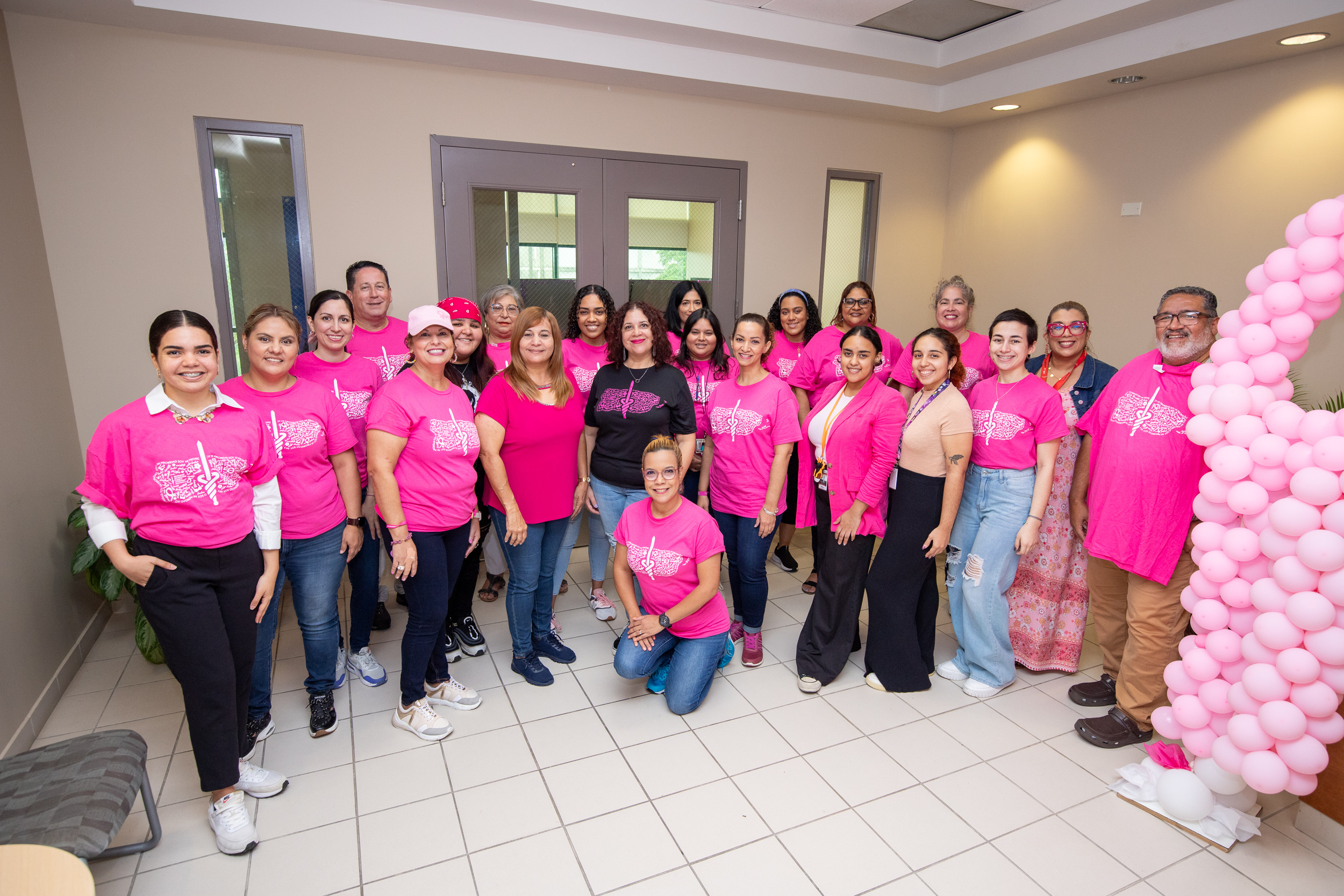 Foto de empleados de la Oficina de Recursos Humanos