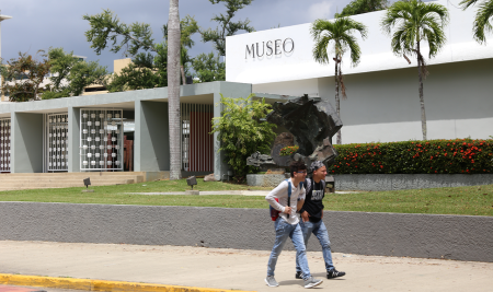 Apertura de nueva exhibición “Un grito social: Manifestaciones de la violencia en el grabado” en la Galería Francisco Oller de la UPR Río Piedras – Copy