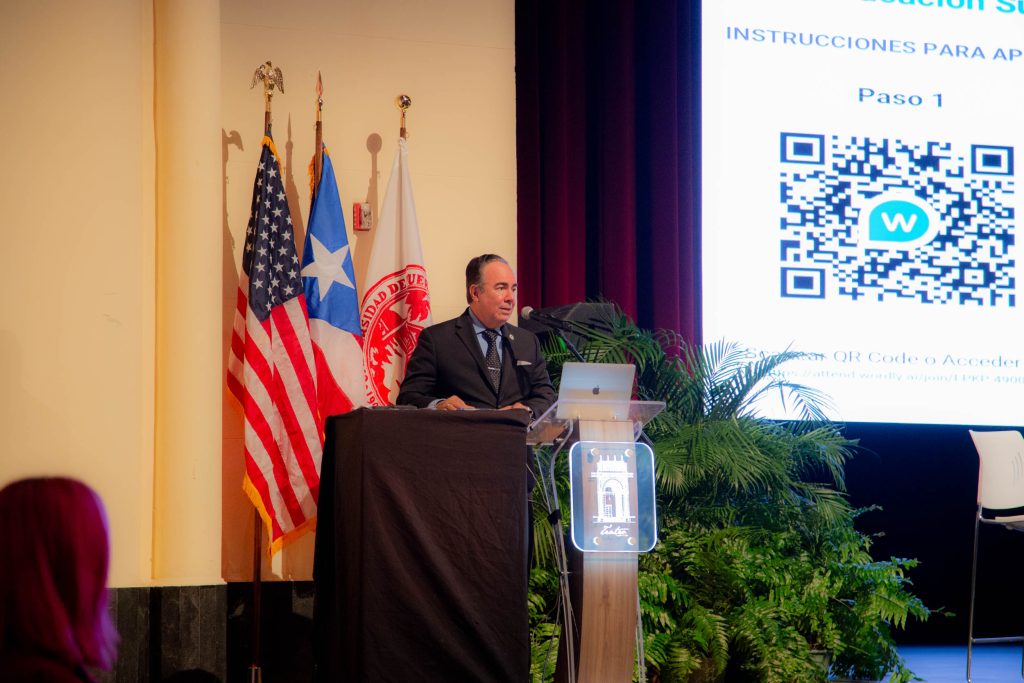 Presidente de la Universidad de Puerto Rico, Luis A. Ferrao