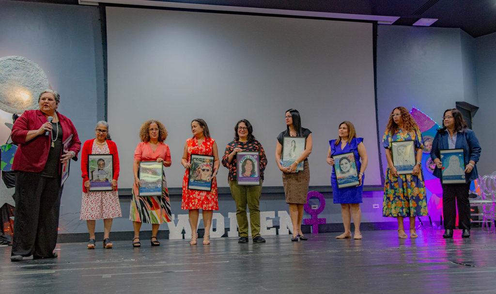 Profesoras de UPR reconocidas con el Premio de Excelencia STEAM