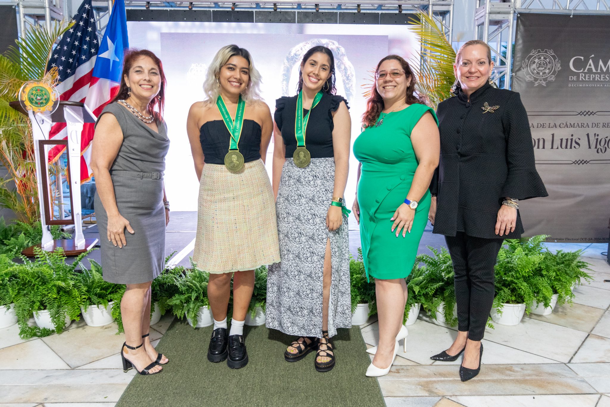 Al centro estudiantes de la concentración de Comunicación Audiovisual de la UPRRP