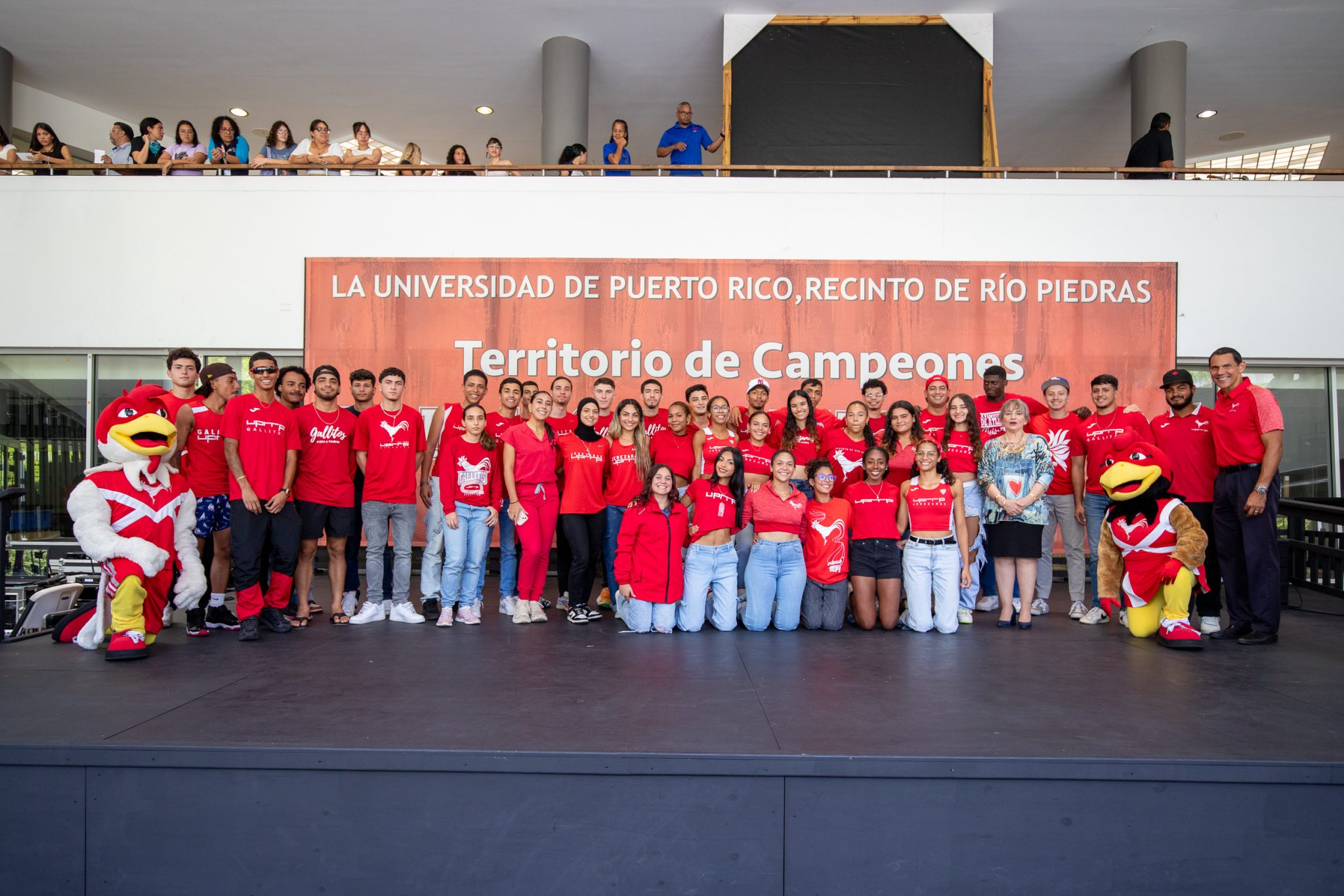 Integrantes del equipo de atletismo del Recinto de Río Piedras