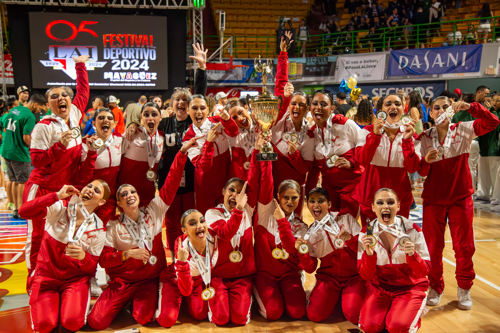 Las jerezanas se convirtieron en las primeras campeonas de la competencia de baile LAI en su formato de deporte oficial.
