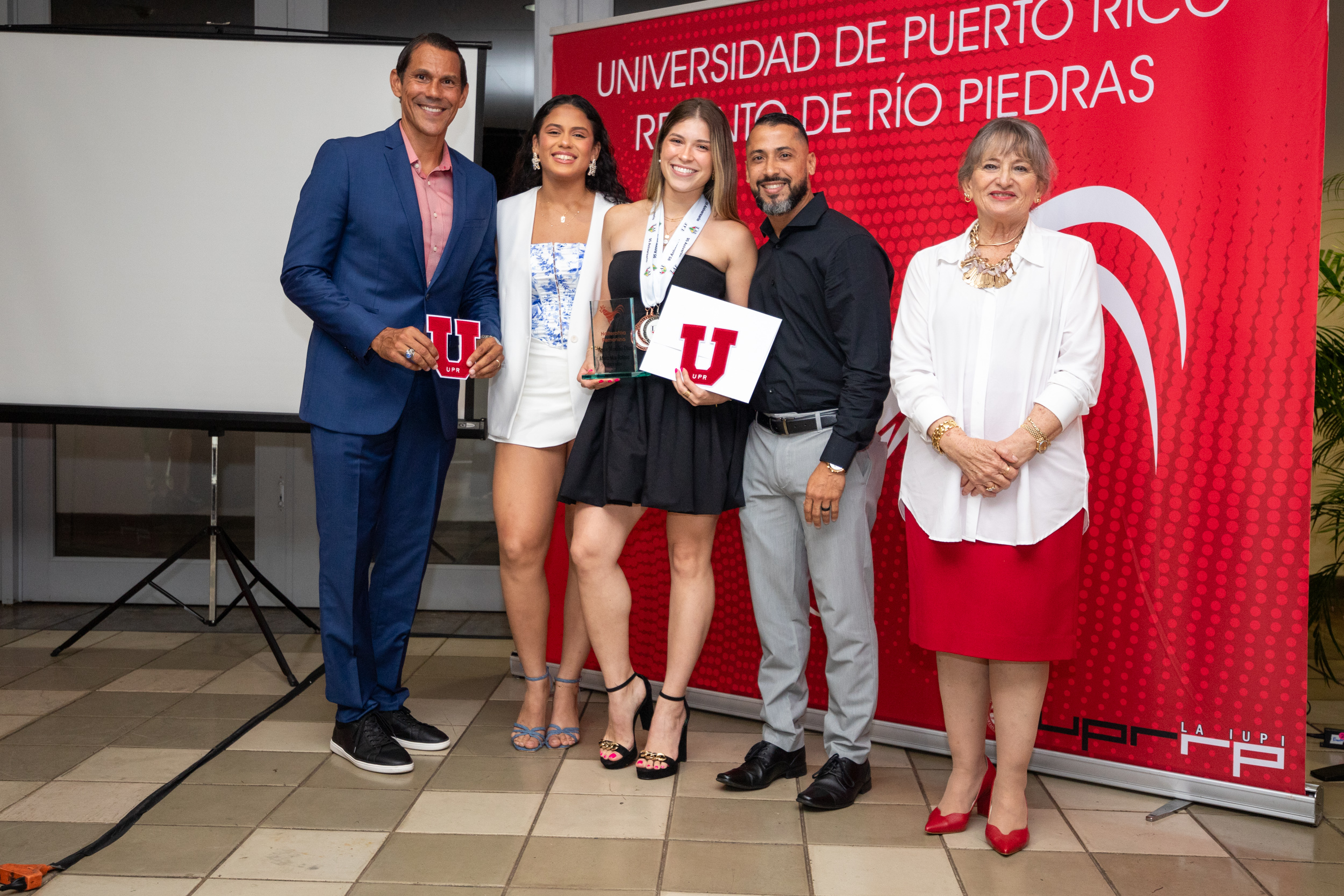 Anaís Morales Díaz, atleta más valiosa de halterofilia en la rama femenina