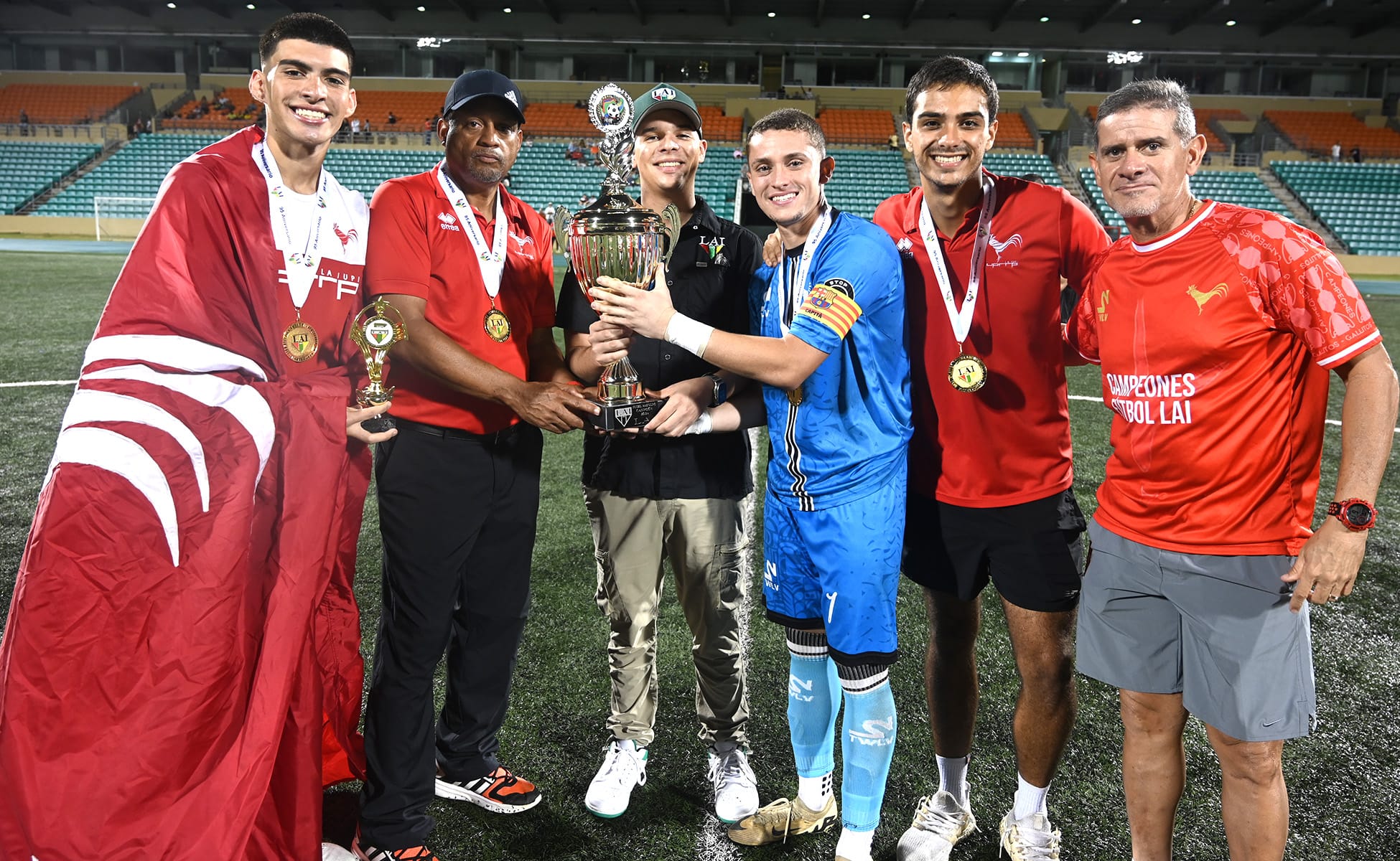 La UPR Río Piedras son bicampeones en el fútbol de la LAI.jpeg (L. Minguela LAI)