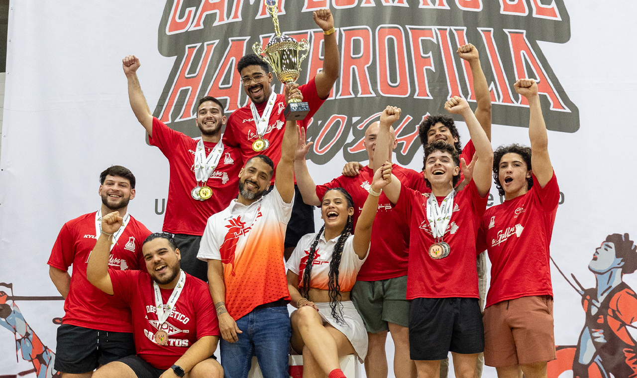 Los Gallitos y las Jerezanas completan la temporada con destacadas muestras de competición en el Festival Deportivo LAI
