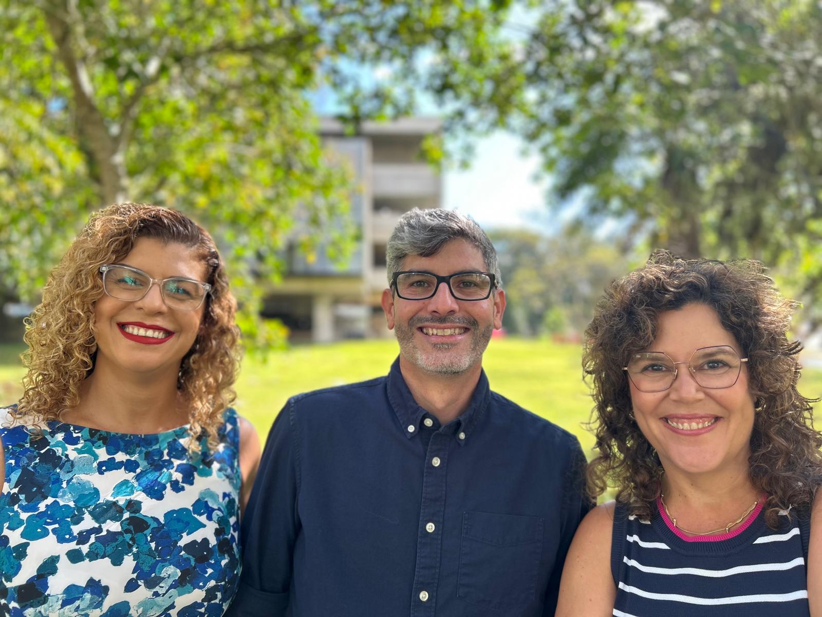 de izquierda a derecha: Ramaris Albert Trinidad, Rubén Ramírez Sánchez y Nadjah Ríos Villarini