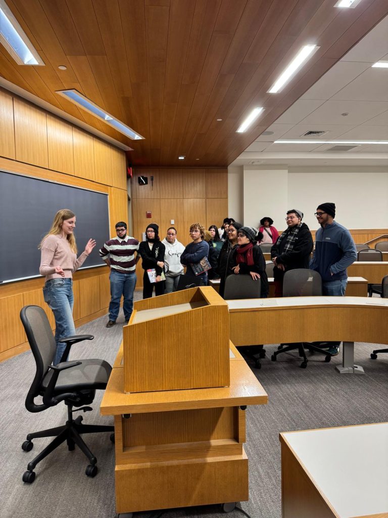 Estudiantes del Recinto de Río Piedras participan de viaje académico con el interés de continuar estudios graduados