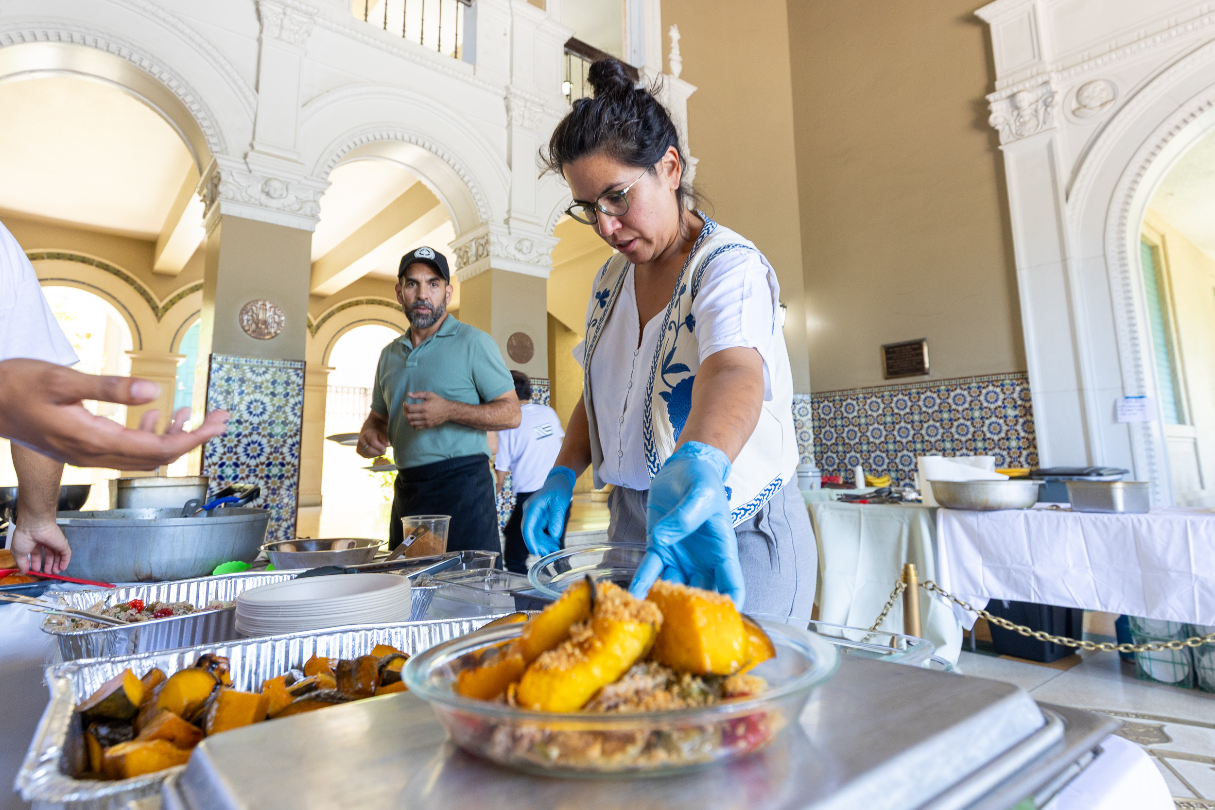 Personas participantes del almuerzo coimunitario
