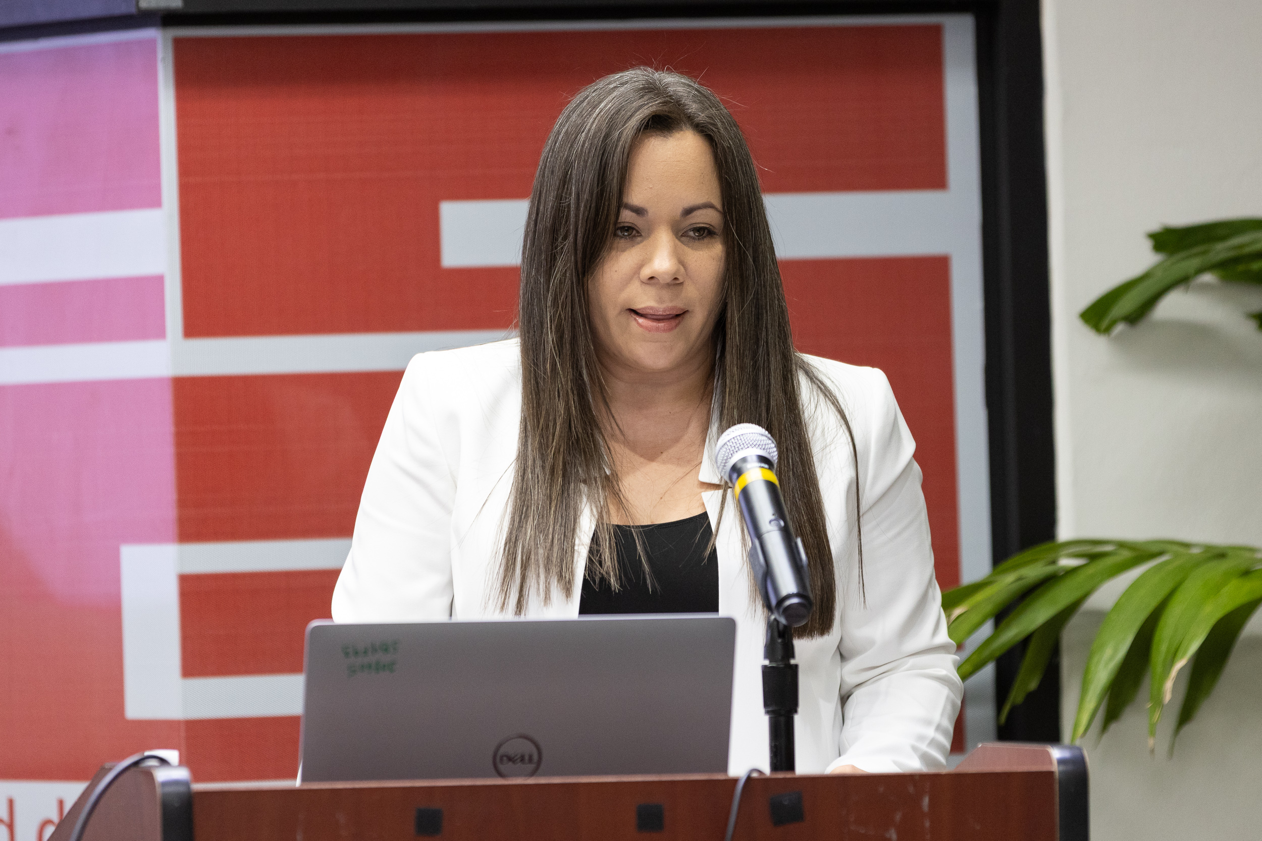 Dra. Liz J. Ortiz Laureano