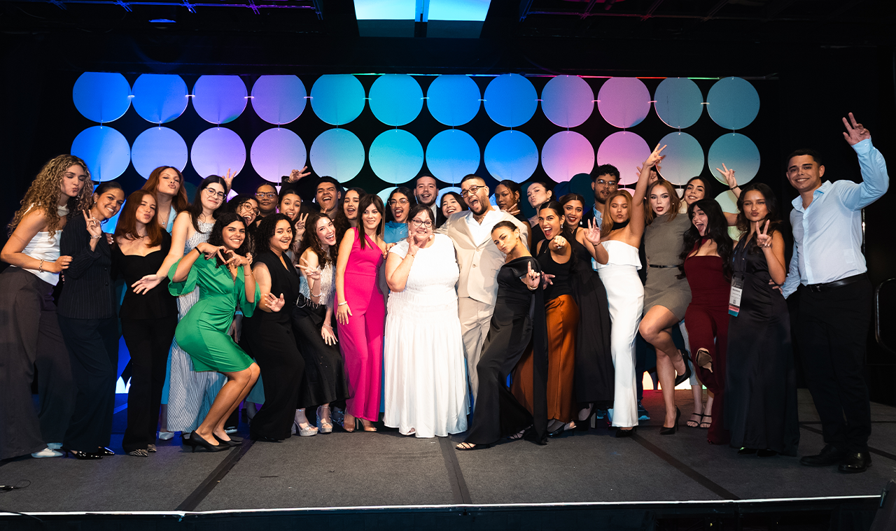 Capítulo estudiantil del Recinto de la American Marketing Association revalida con los reconocimientos nacionales de Capítulo del Año y Platinum Circle