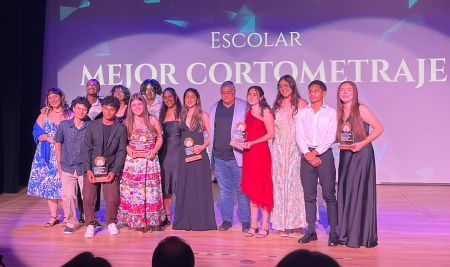 Premian a integrantes del Film Club de la Escuela Secundaria de la UHS de la UPR-RP