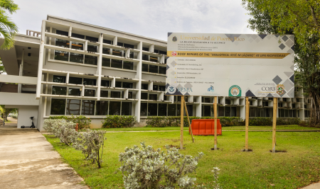 Inician trabajos de reparación e impermeabilización del techo de la Biblioteca José M. Lázaro del Recinto de Río Piedras de la UPR