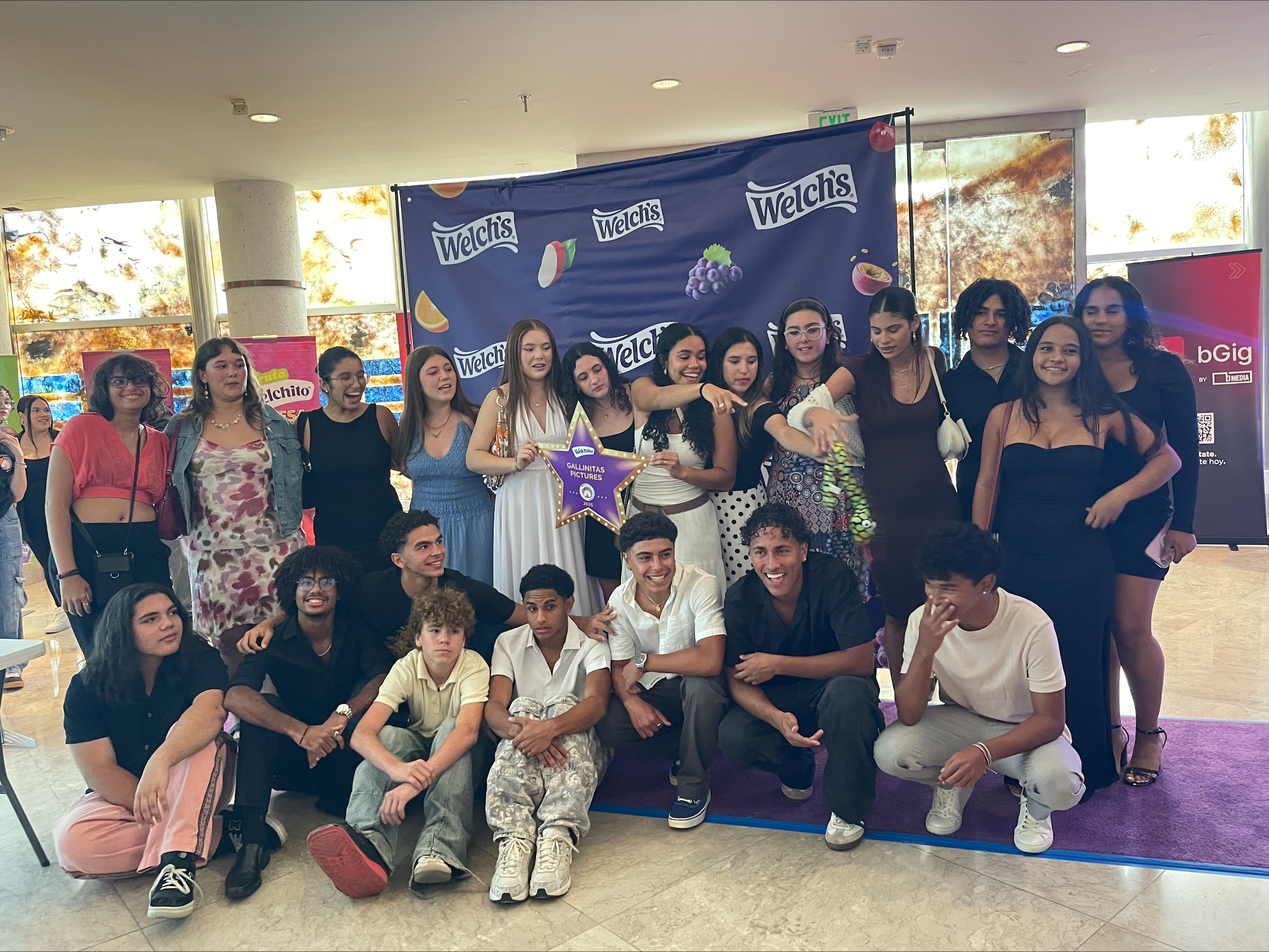 integrantes del Film Club de la Escuela Secundaria de la UHS