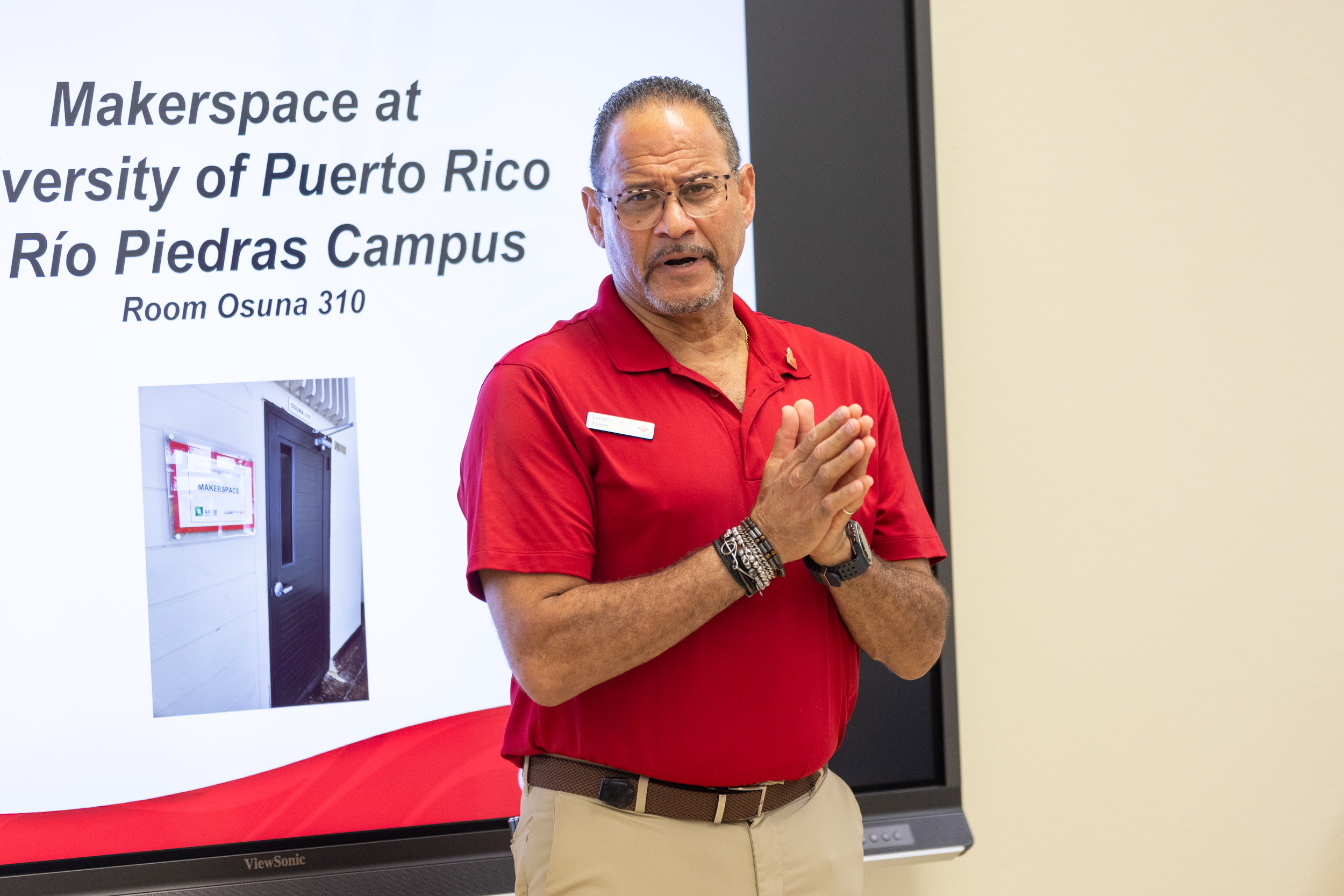 Lucas Torres, Representante de Bank of America