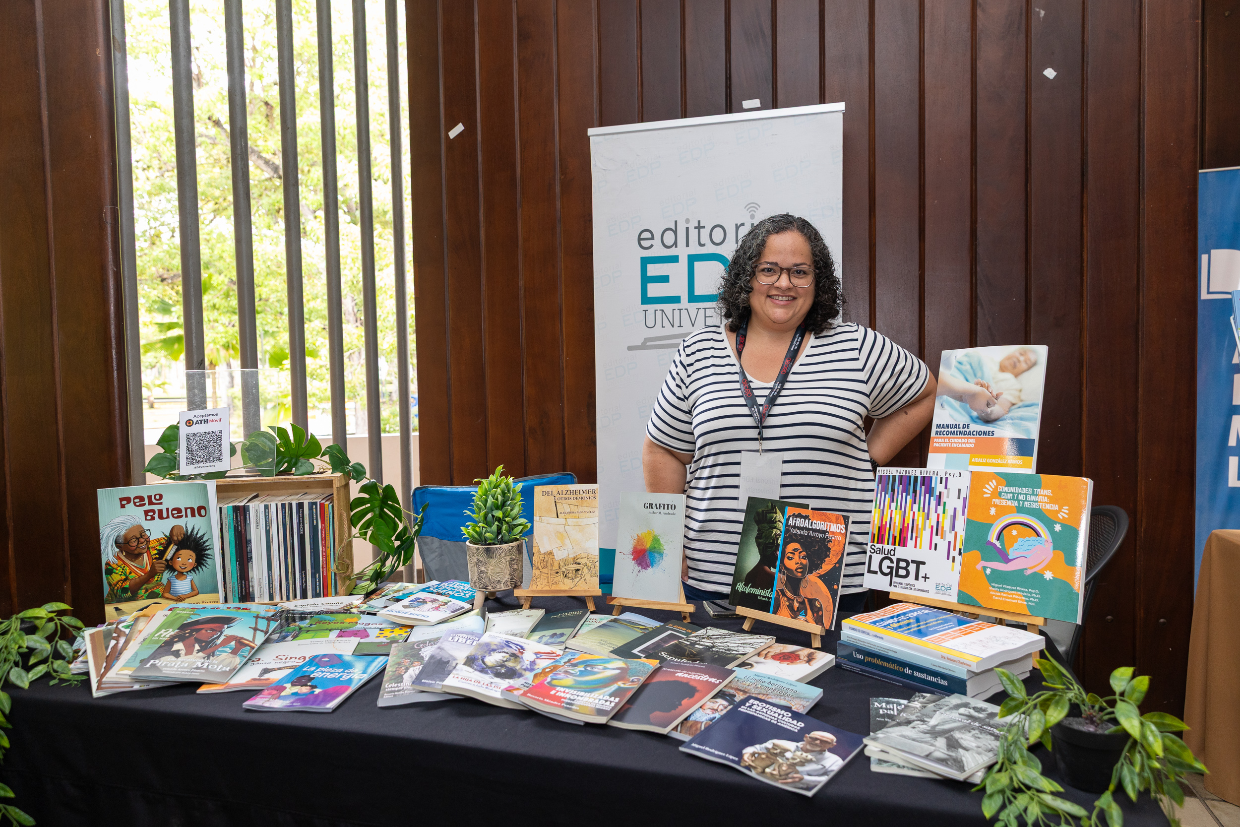 Participación de librerías locales y editoriales