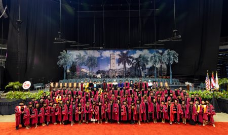 Recinto de Río Piedras de la UPR gradúa a 2,469 estudiantes en su Centésima Vigésima Primera Colación de Grados