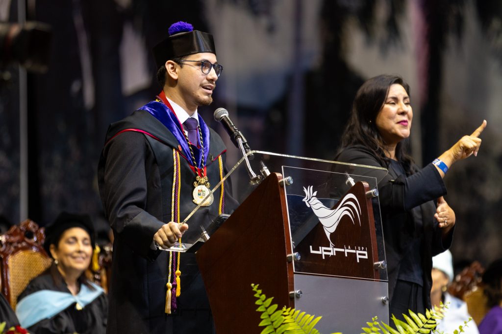 Simonely Hidalgo, representante estudiantil ante la Junta de Gobierno
