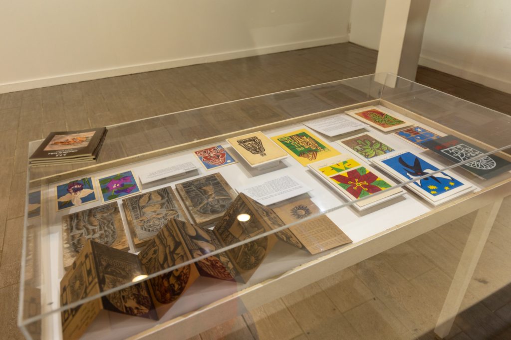 Exhibición La huella de la madera de José Peláez