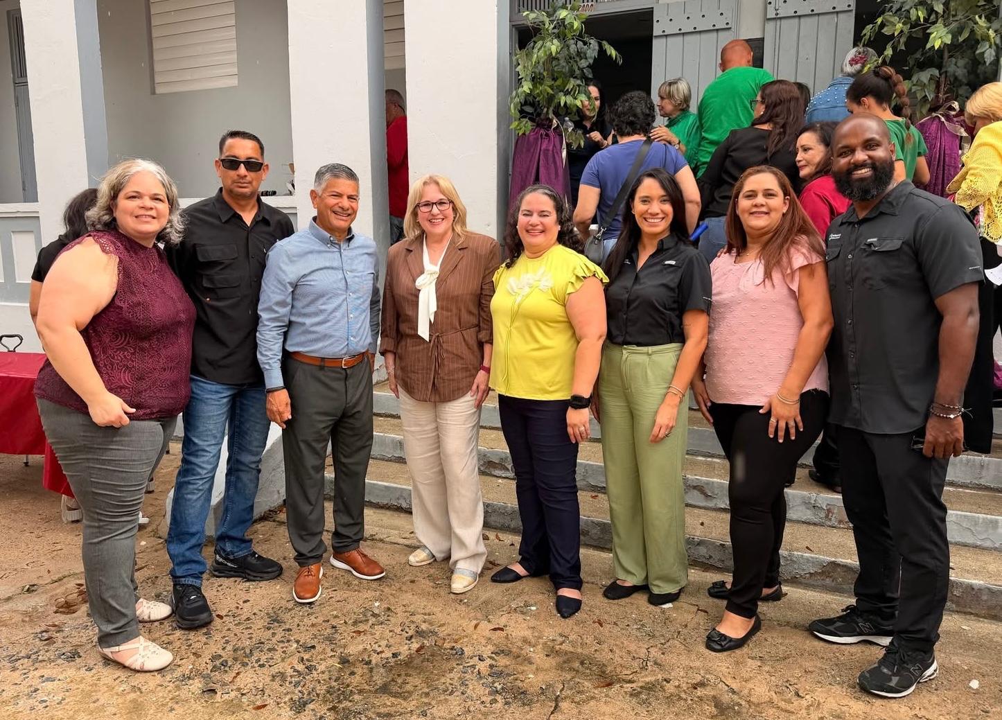 Inauguración del Instituto de Líderes Comunitarios en el Anexo de la Escuela José Facundo Cintrón en Yabucoa