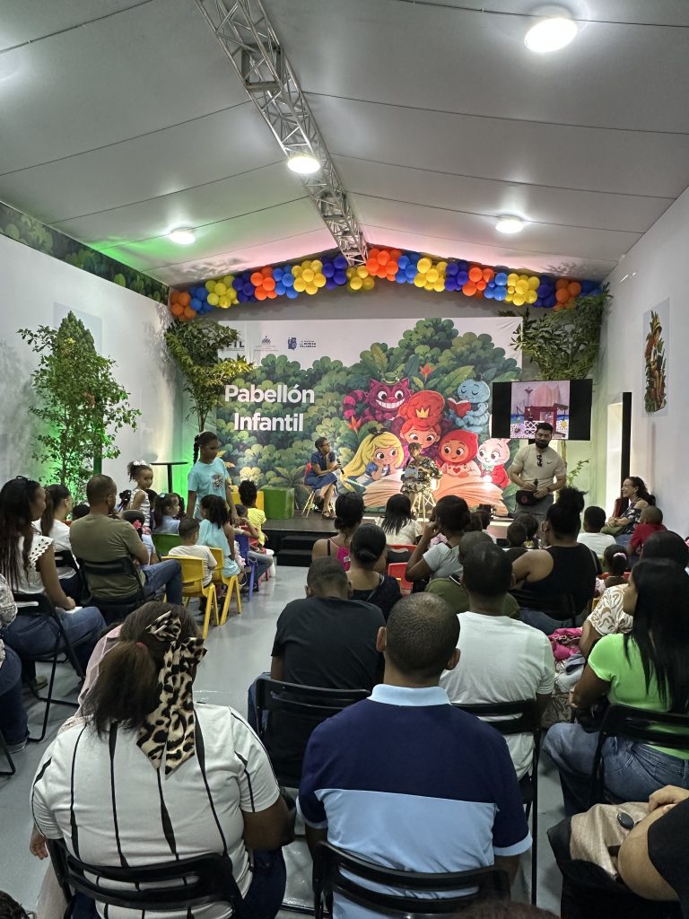 Presentación en Feria Internacional del Libro en Santo Domingo 2026