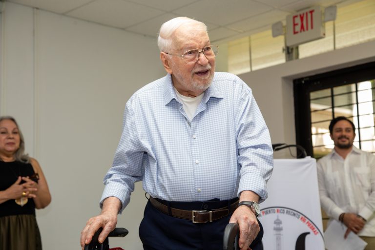 Dr. Eduardo Rivera Medina