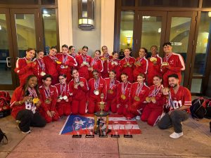 Equipo del DanceTeam de la UPR en Eío Piedras
